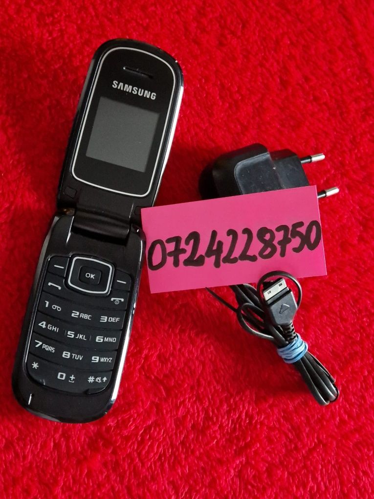 Telefon cu clapeta cu încărcător original SGH-X510