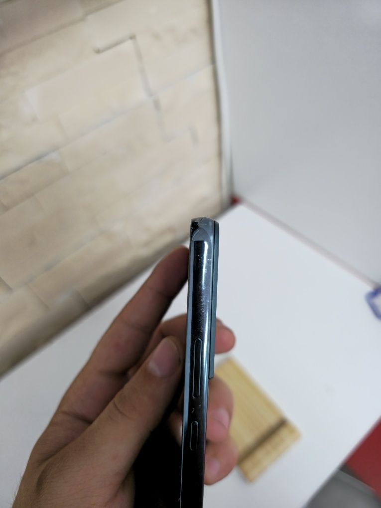 Samsung Galaxy S22 128GB / 8GB