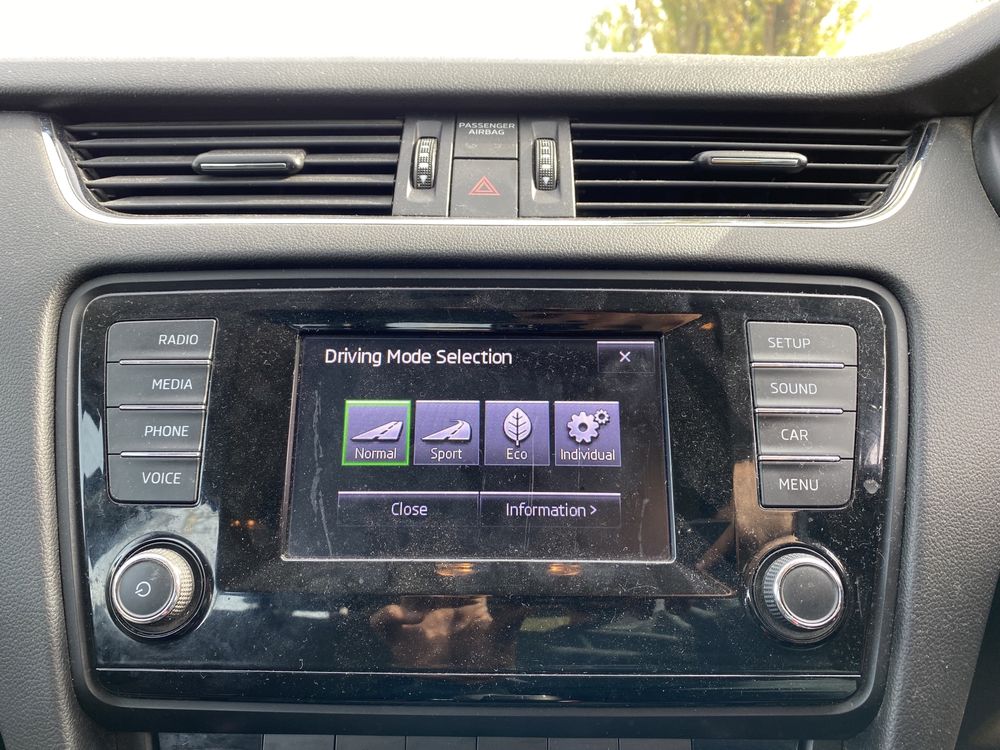 Cd player navigatie skoda octavia 3 superb etc