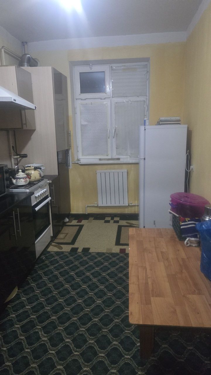 Dom 5 etajkdan 4 etaj 3 xonali