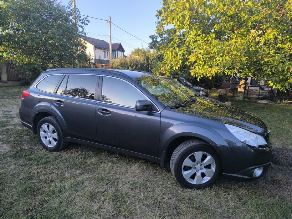 Subaru Outback 2.5 BR9 din 2011 cu GPL