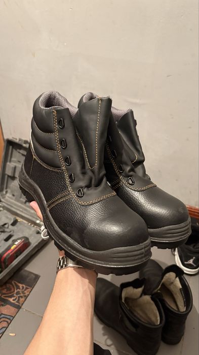 Берцы и ботинки