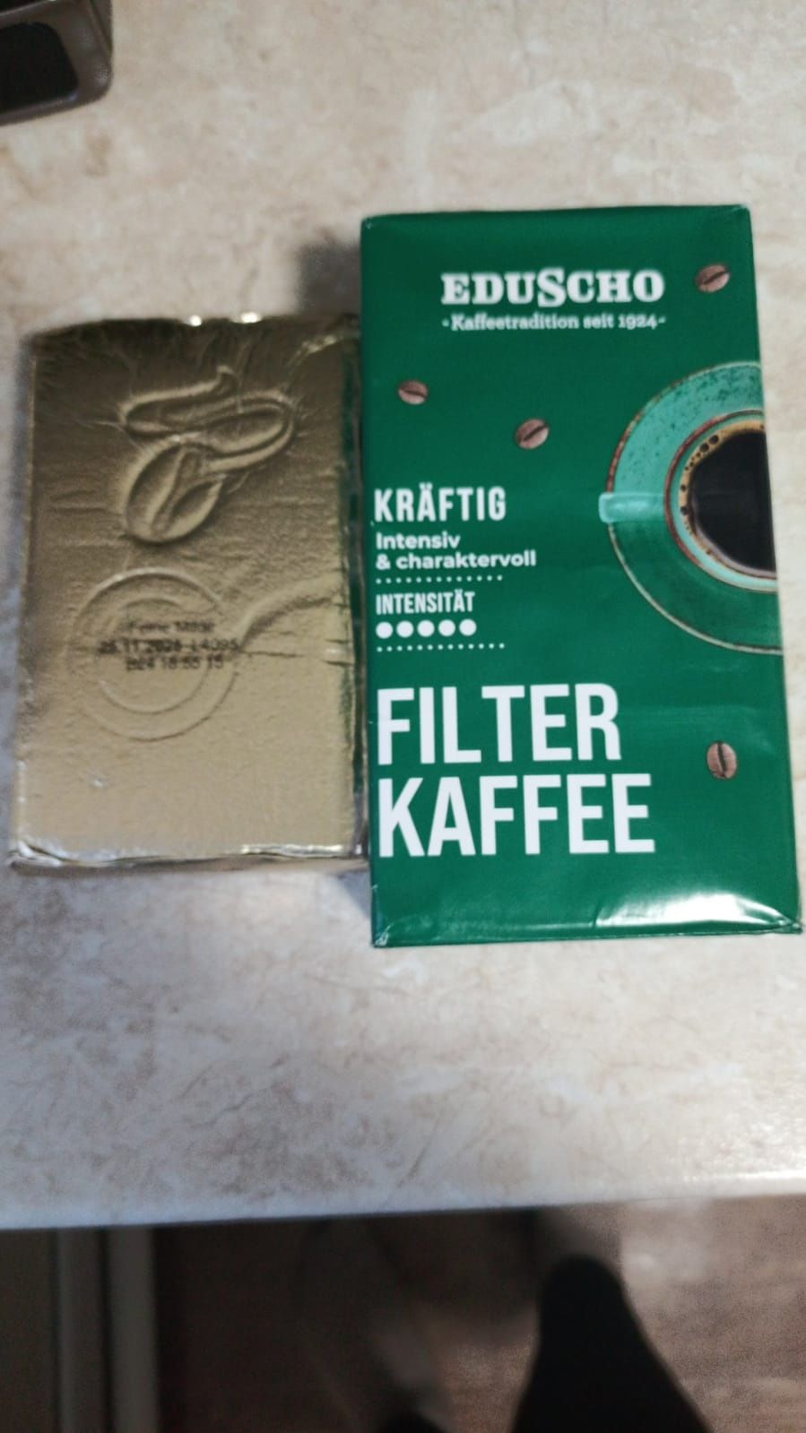 Продам кофеварочную машину фирмы vitek, с капучинатором в идеальном