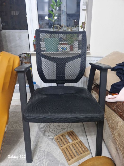 Стул с функциями массажа