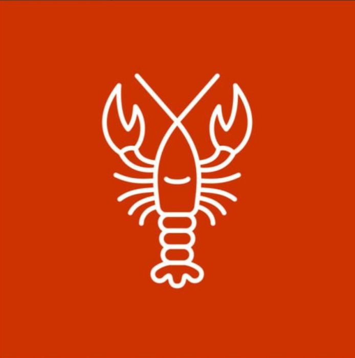 Раки живые и вареные.