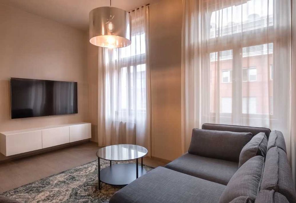 Дава се под наем Двустаен апартамент в Пловдив, Остромила - 68 кв.м за 331.5 € - Снимка #3