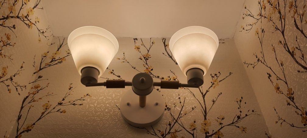 Лампы, настенные, для ванной/кухни