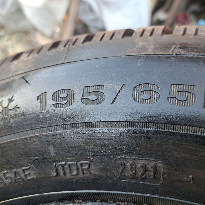 Set Roti VW 5x112/R15 Cauciucuri iarna 195/65/15 de iarna ca NOI