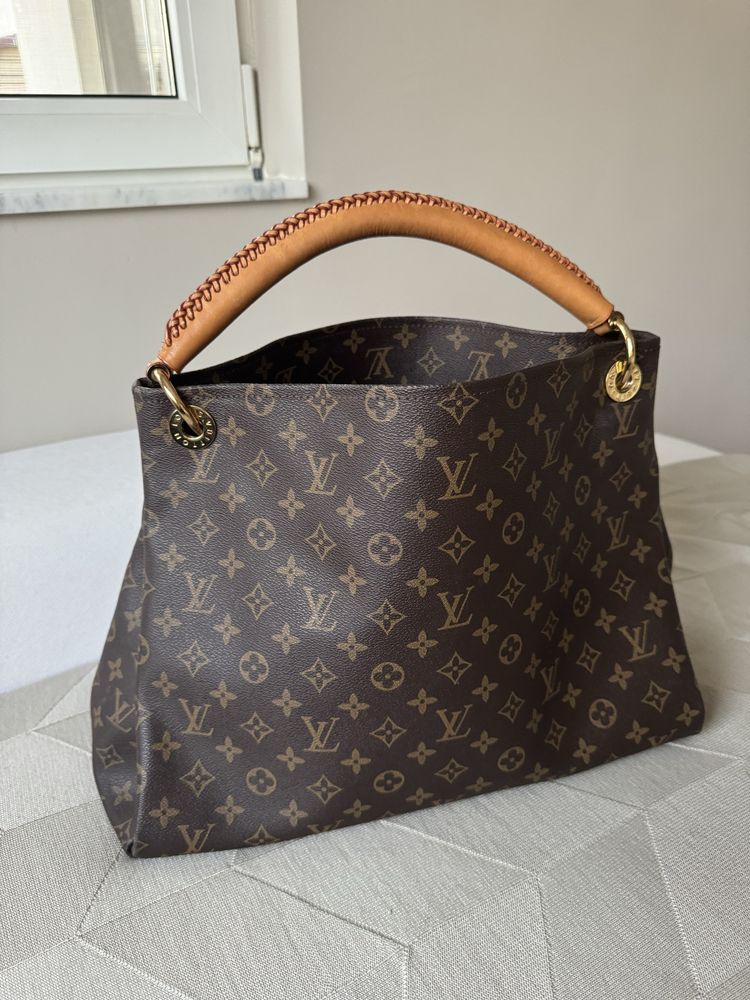 Geanta Louis Vuitton