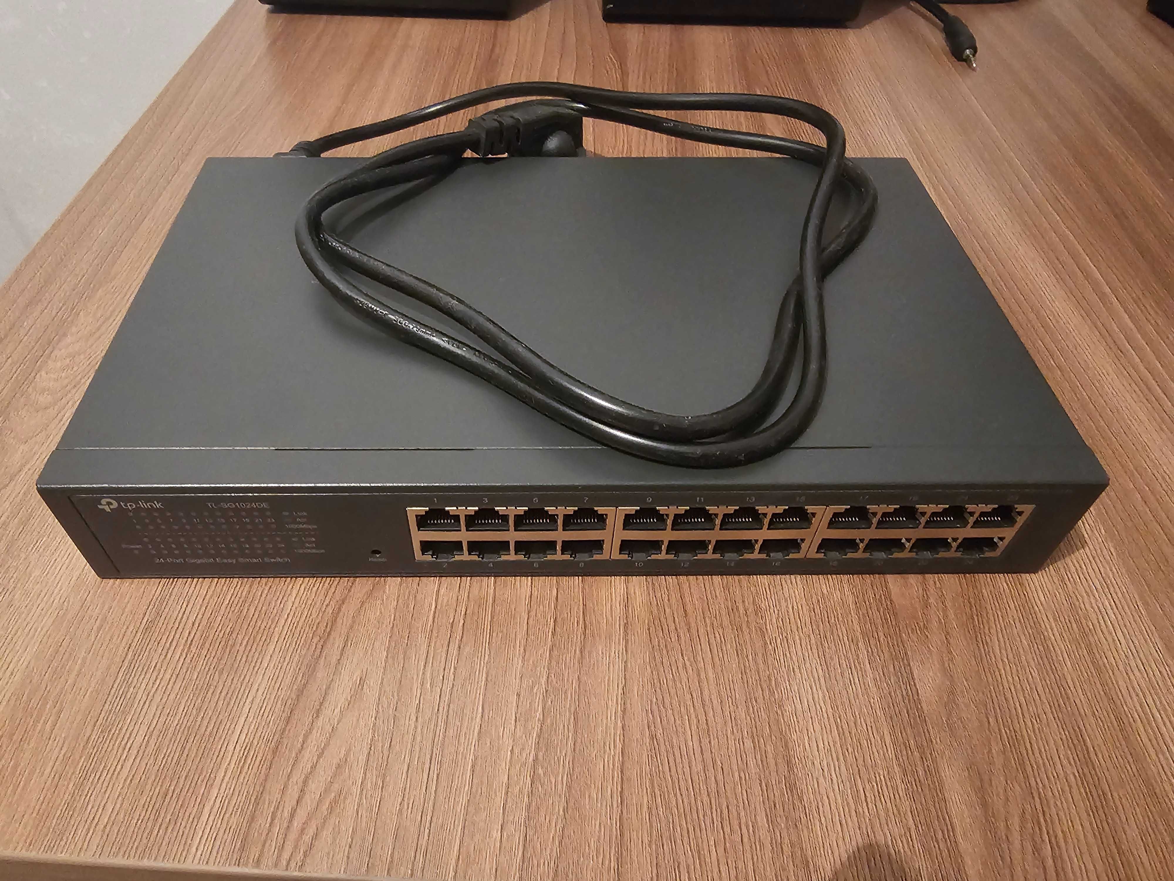 Управляемый коммутатор TP-LINK TL-SG1024DE