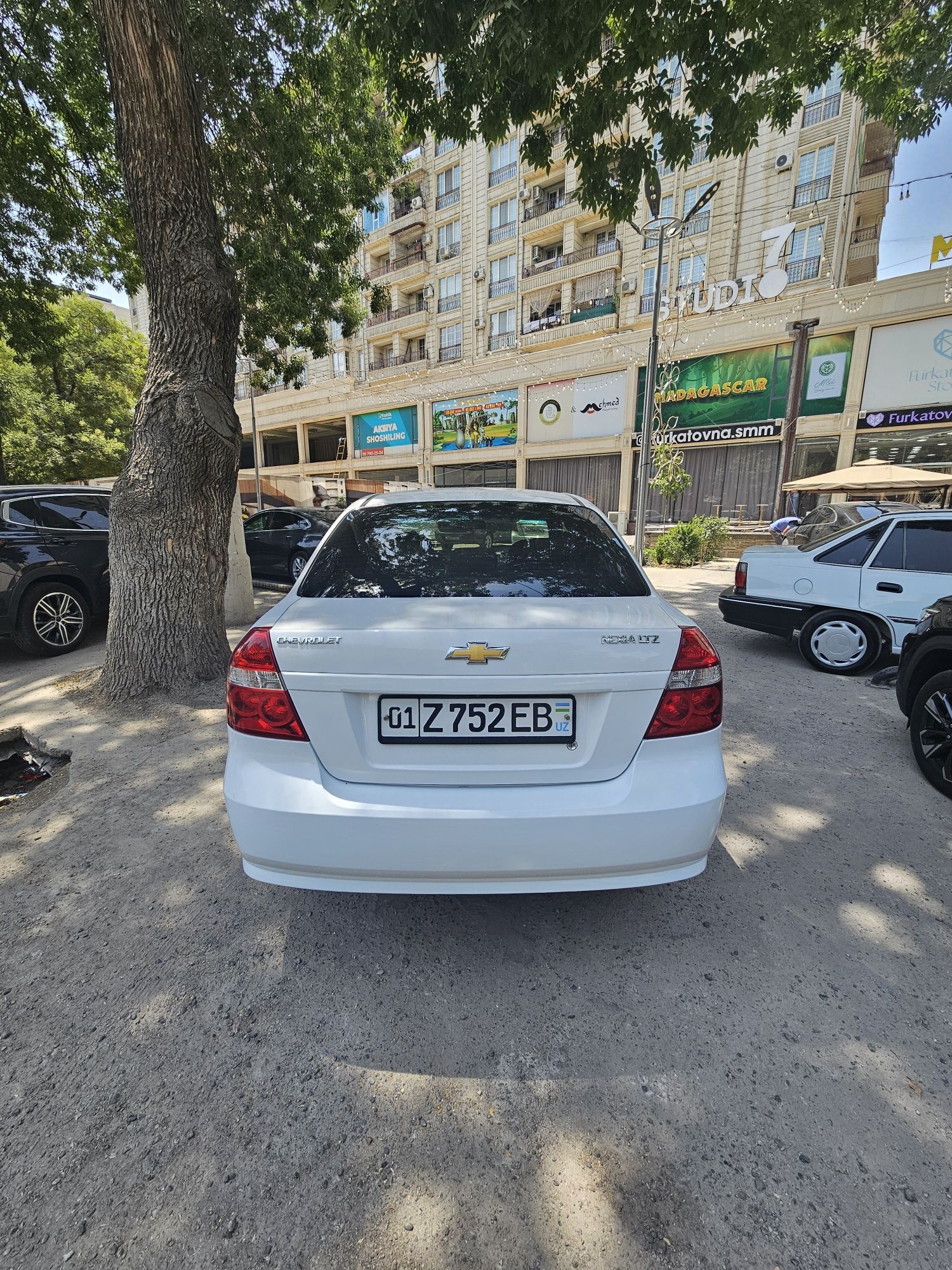 Сдам в аренду Нексия 3 4 позиция Автомат