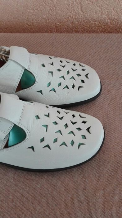Pantofi noi piele C.D nr 41