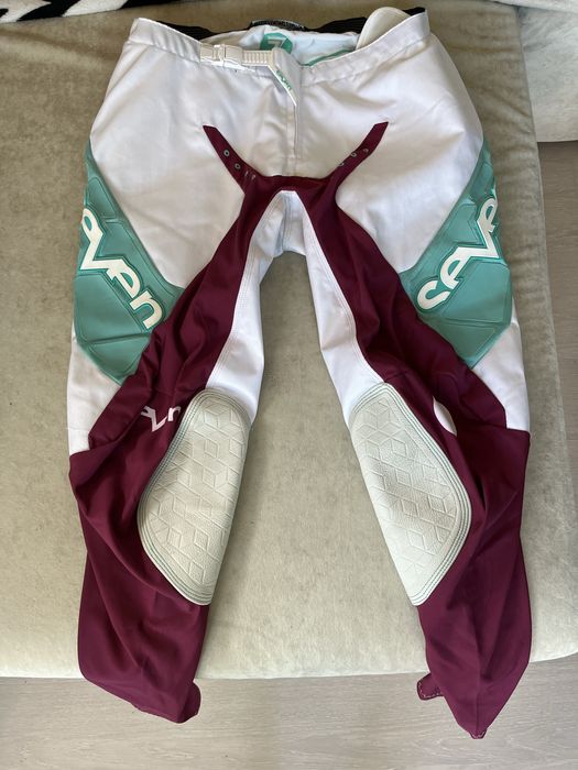 Мотокрос екип Seven