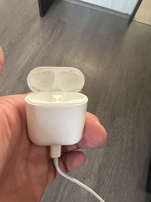 Carcasa True Wireless Apple AirPods