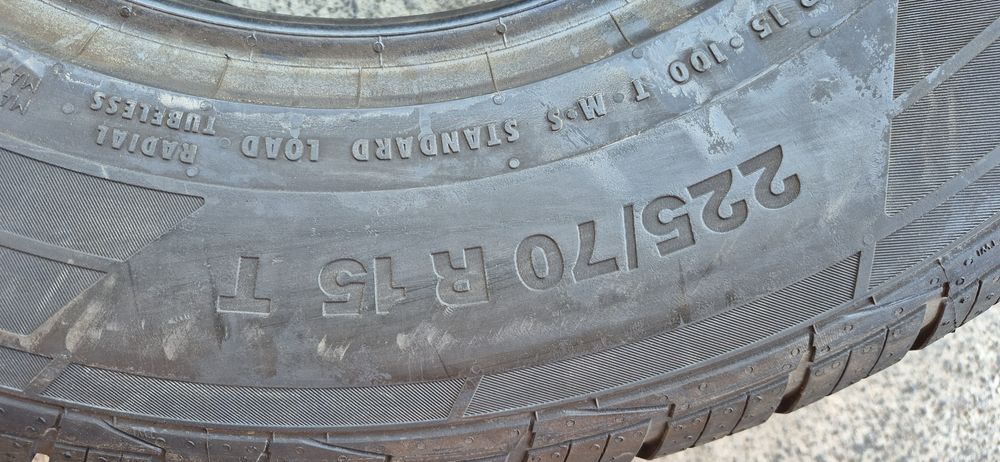 4 anvelope M+S noi Continental 225/70/15.Pretul este pe bucata.