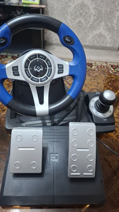 Игровой руль продам