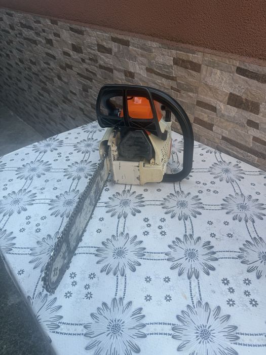 Бензинова резачка за дърва STIHL MS 270 C