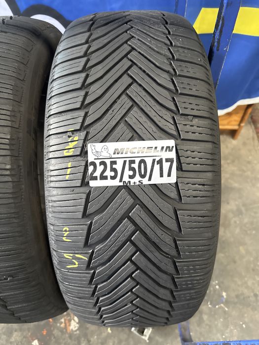 225/50/17 Michelin
