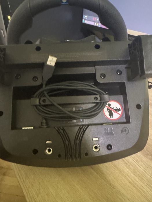 Продавам Logitech G923 волан