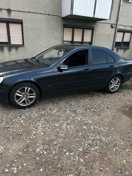 Mercedes Clasa C 2.2