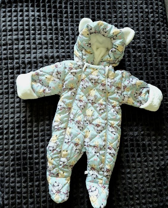 Комбинезон на девочку