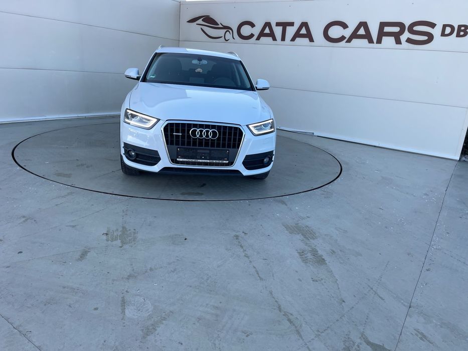 Audi Q3 Audi Q3 2.0TDI, 177CP, Euro5, BI-Xenon, Navi, Scaune incalzite