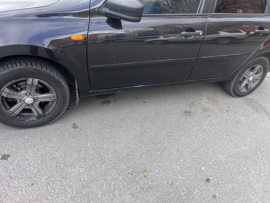 Продам титановый диск на зимней резине на 14