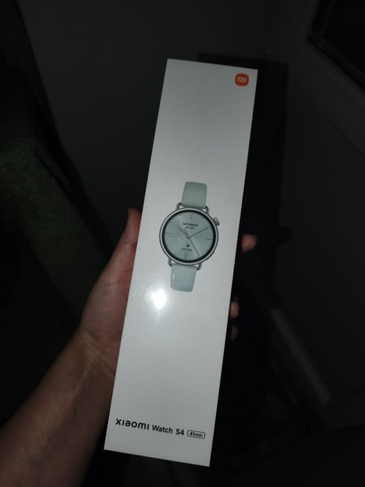 Смарт-часы Xiaomi Watch S4 41 мм серебристый-зеленый
