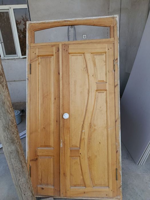 Taxta eshiklar sotiladi (yorma qapi)