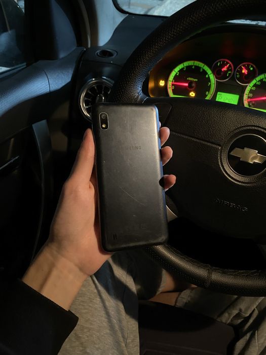Продам Самсунг А 10 32gb