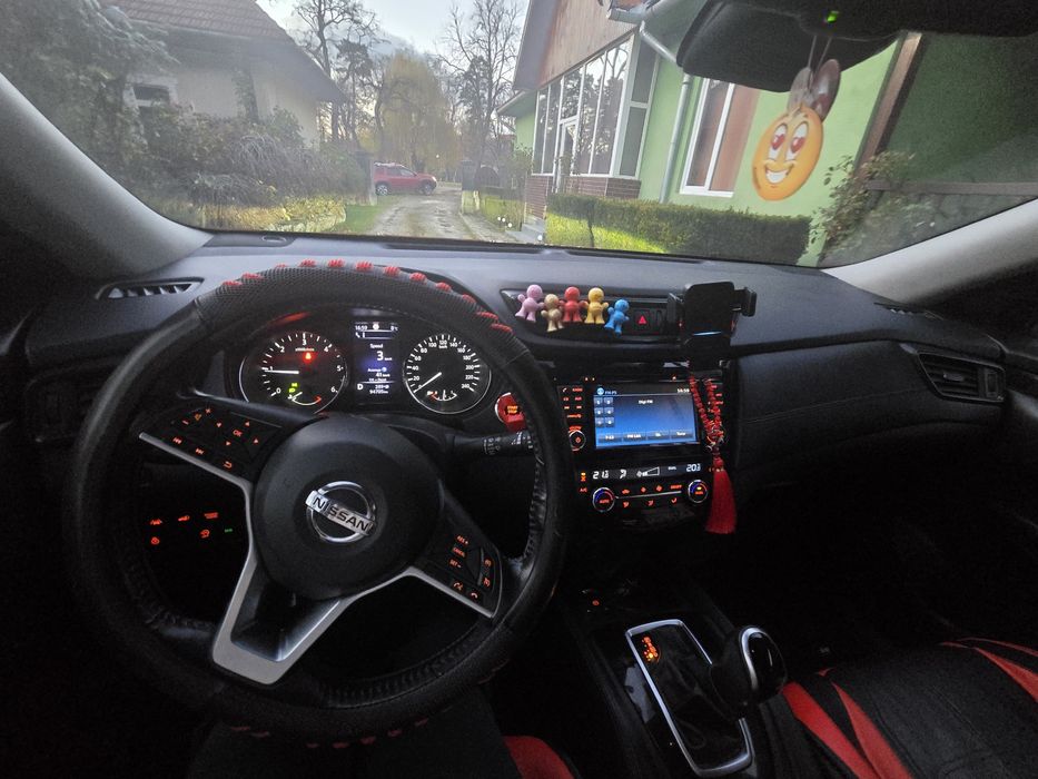 Nissan X-Trail 4x4 automat