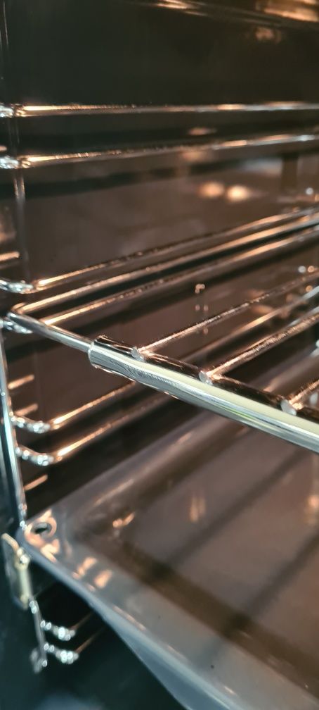 Като Нова Фурна за вграждане Gorenje 77л