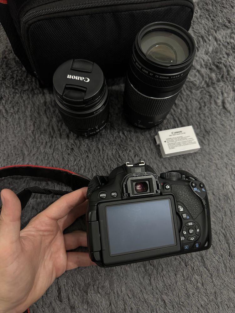 Canon EOS650D Фотоапарат