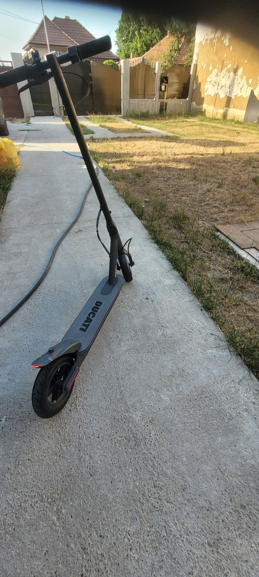 Trotineta electrica ducati pro 1