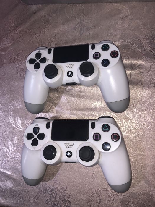 Продам Плейстейшн 4 слим 1тб 9.00