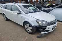 ceasuri bord caseta de directie motoras stergatoare timonerie turbina kit ambreiaj pornire injectie Opel Astra H motor 1.7cdti Z17DTR dezmembrez