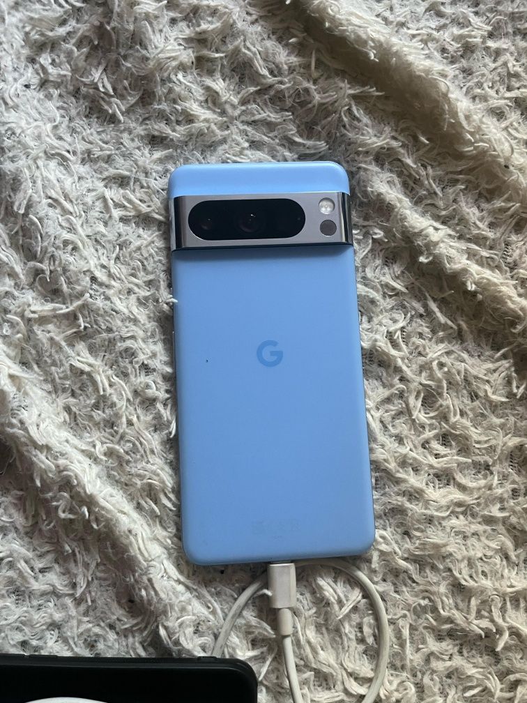 Google Pixel 8 Pro