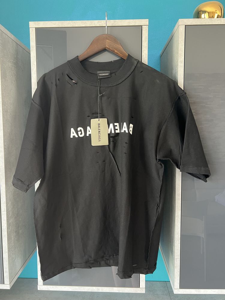 Tricou unisex oversized Balenciaga inside out t-shirt