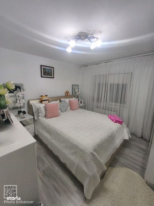 Apartament 2 camere + boxa, etaj intermediar, 56 mp, Siret