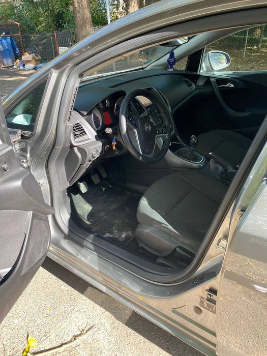 Opel Astra 20191.4 Turbo BENZINA + GPL Economică și Fiabilă