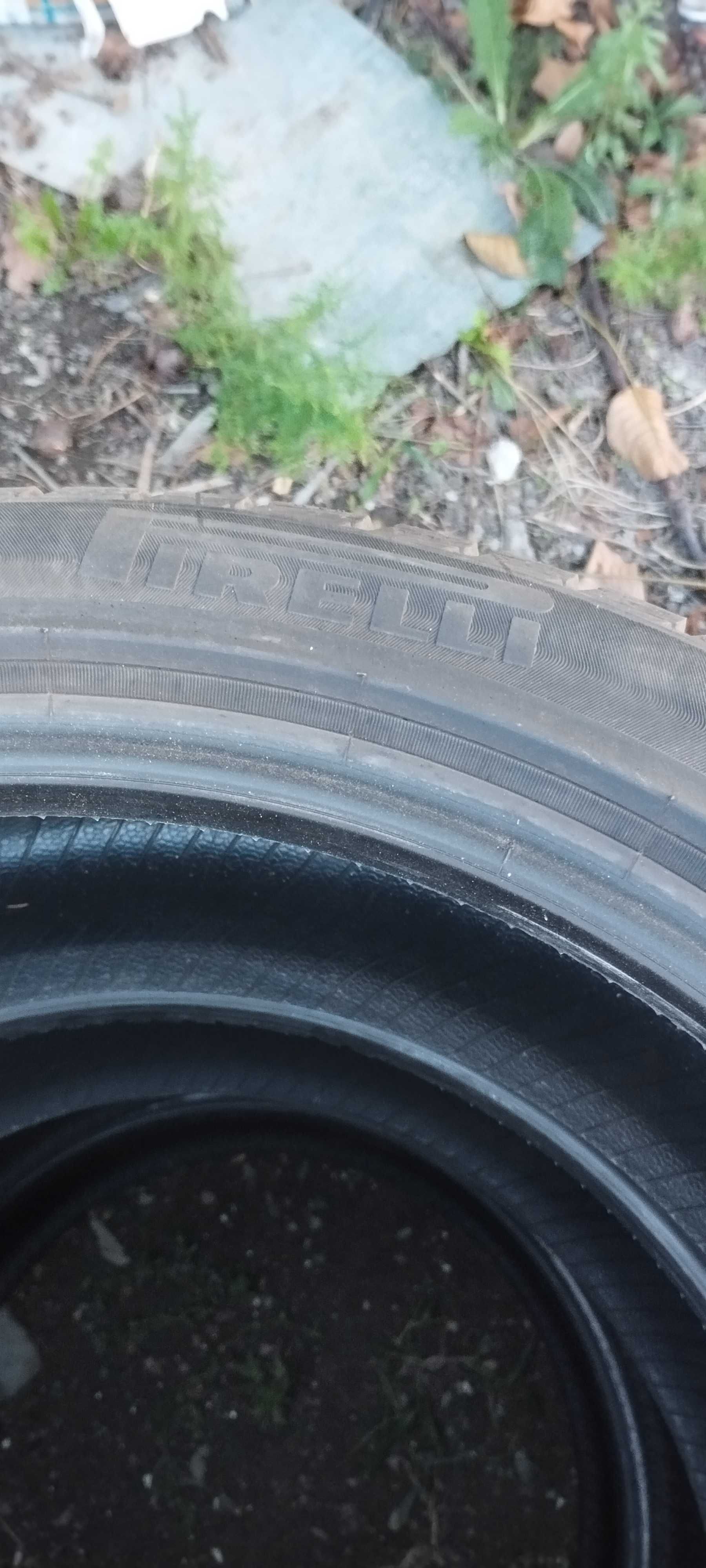 Продавам зимни гуми R19