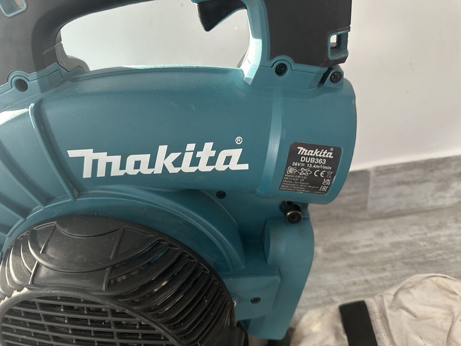 Aspirator Suflanta frunze Makita