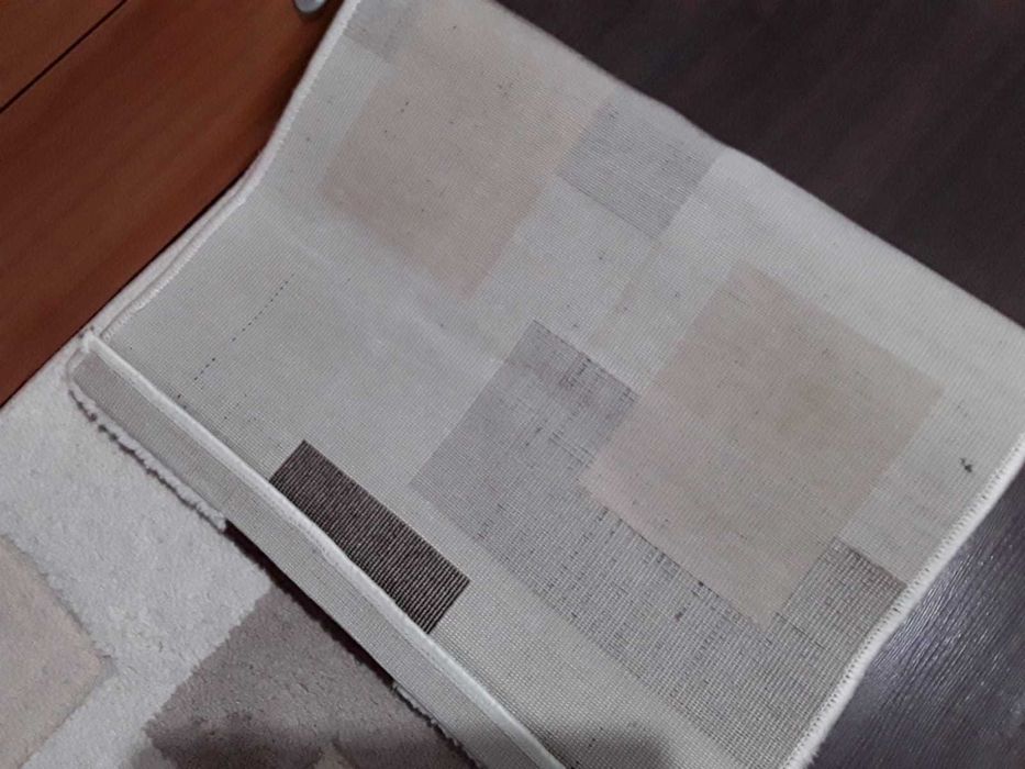 Vând Covor Dreptunghiular