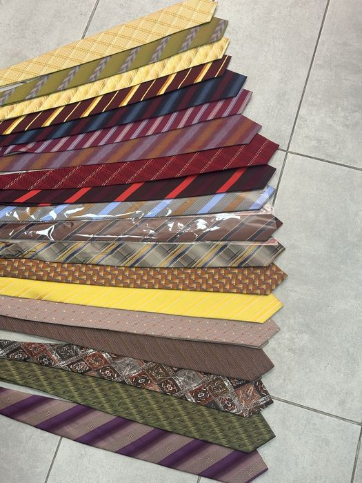 НОВИ Вратовръзки и всички мъжки аксесоари