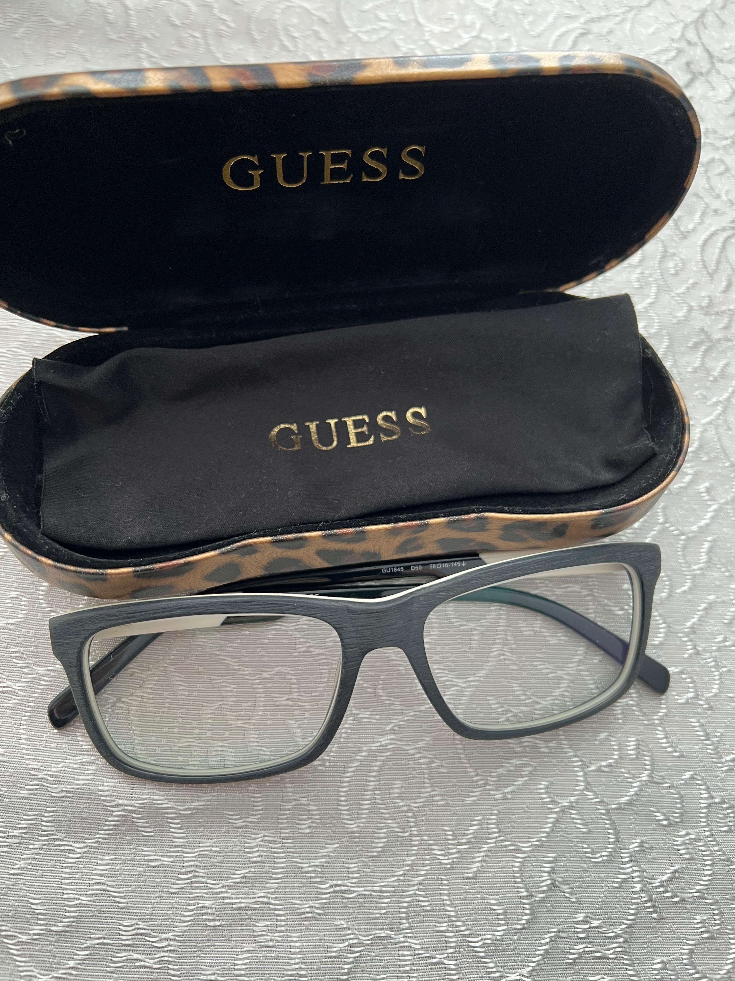 Диоптрични очила Guess