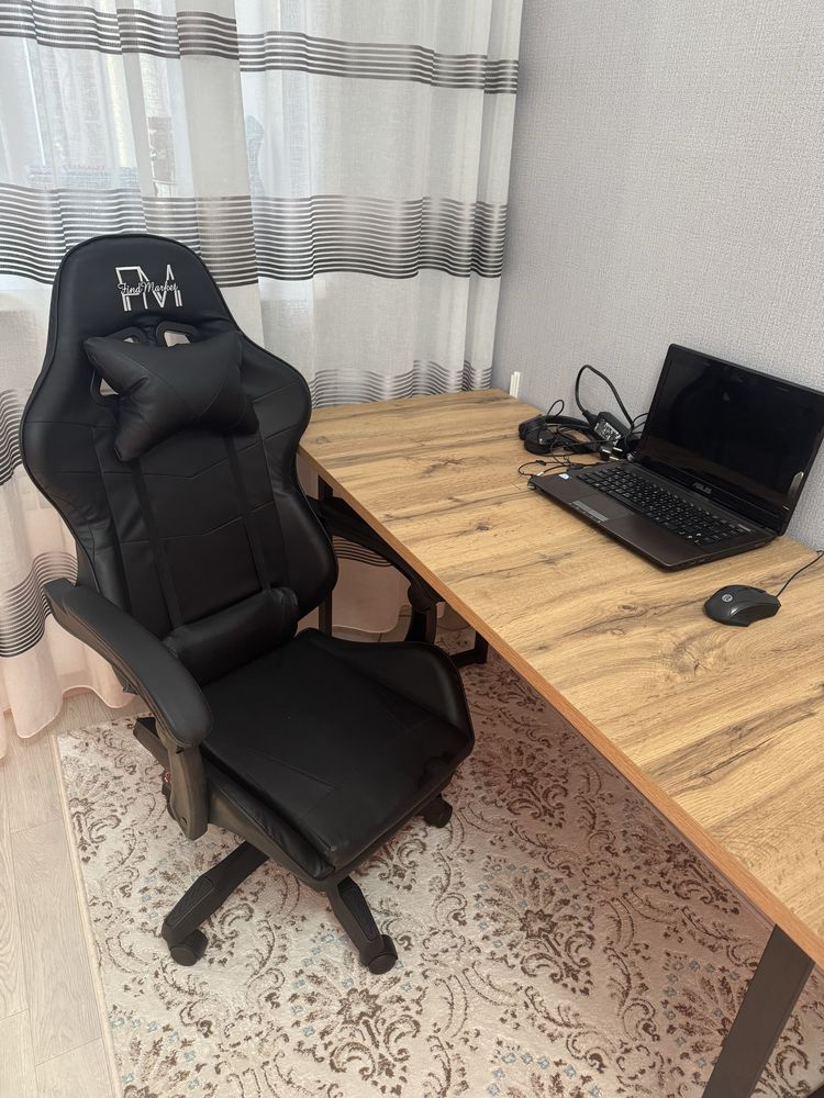 Продается стол со стулом