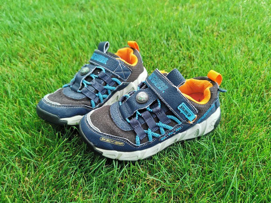 Pantofi Skechers mărimea 31