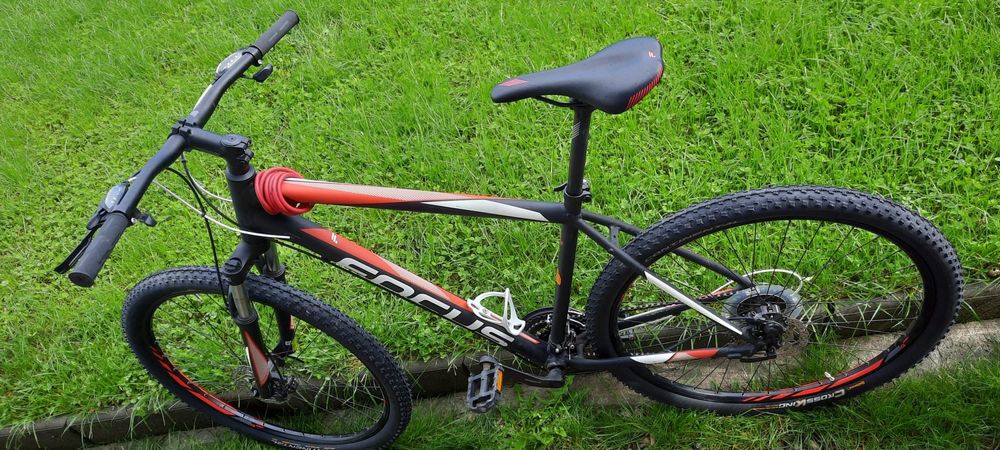 Bicicleta MTB Focus Whistler Core 24G 29” 2018