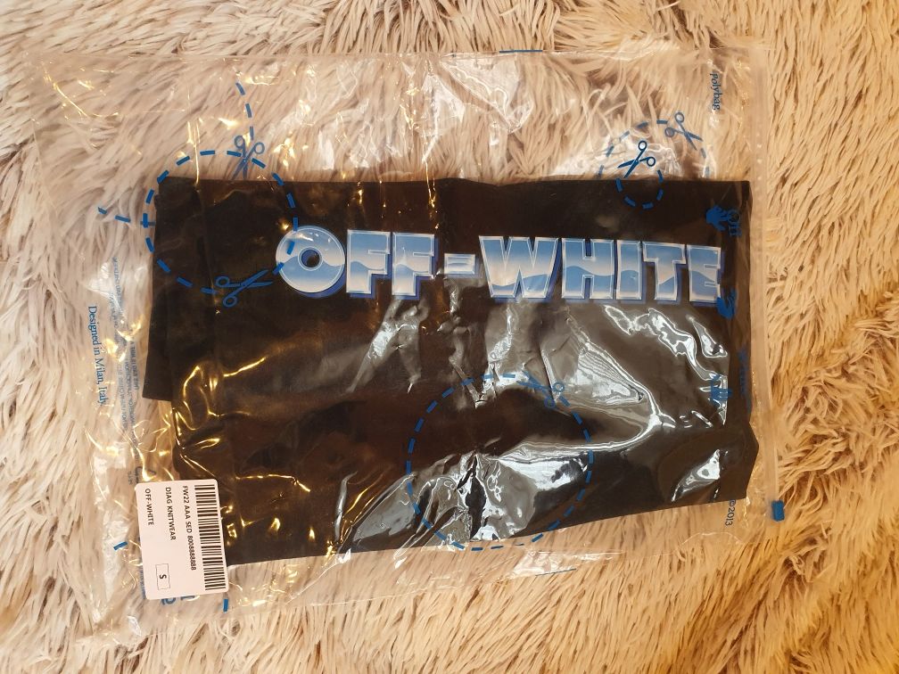 Tricou off white