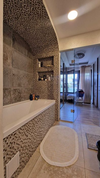 Penthouse spatios si luminos cu 2 camere. Copou. Exclusive Residence
